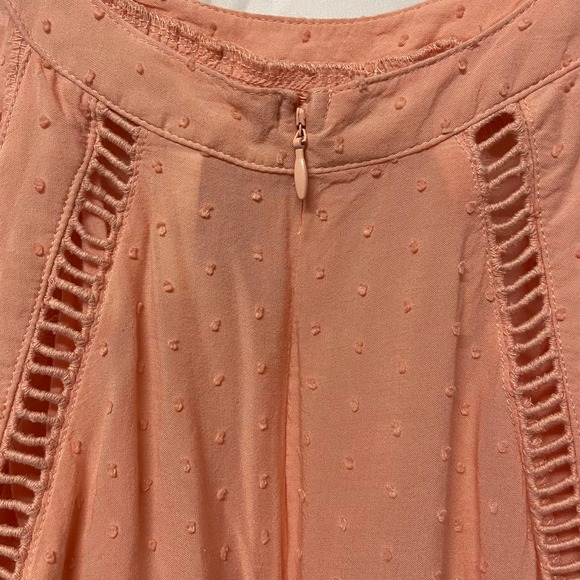 Xhilaration Sleeveless Top Blouse Eyelet Lace Peachy Salmon Color Race Back 3X - Picture 3 of 6